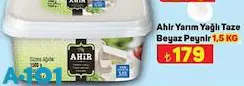 Ahir Yarım Yağlı Taze Beyaz Peynir 1.5 kg Ahir Yarım Yağlı Taze Beyaz Peynir 1.5 kg