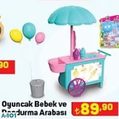 Oyuncak Bebek Ve Dondurma Arabası